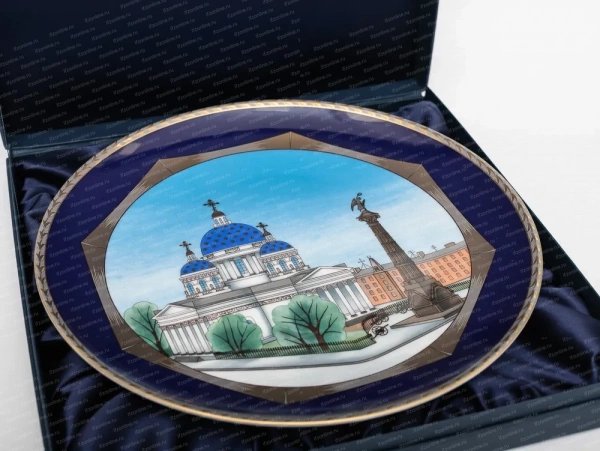Декоративная тарелка 27.5 см рисунок. Троице-Измайловский собор