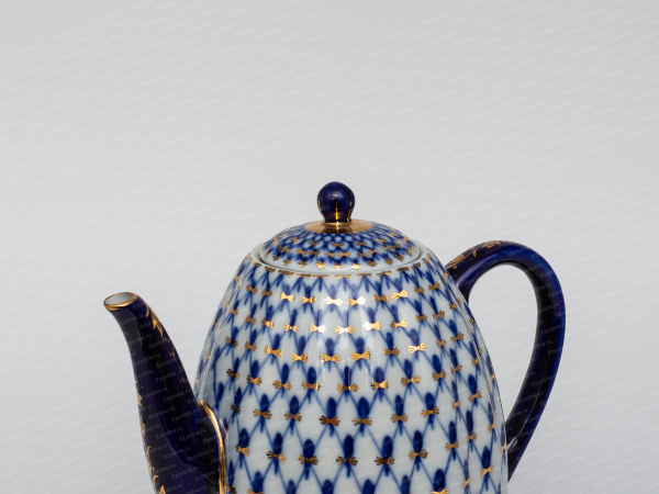 Кофейник, форма Тюльпан, рисунок Кобальтовая сетка