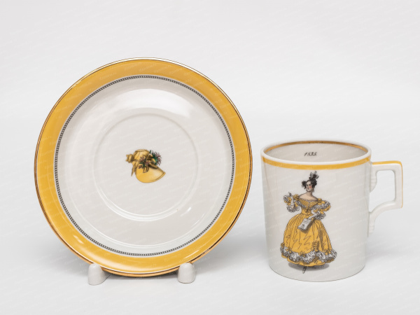 Подарочный набор чайный,форма  Гербовая, рисунок "Modes de Paris 1835" ТН1