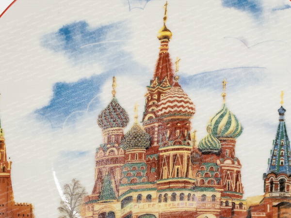 Тарелка декоративная, форма Эллипс, рисунок Сердце Москвы